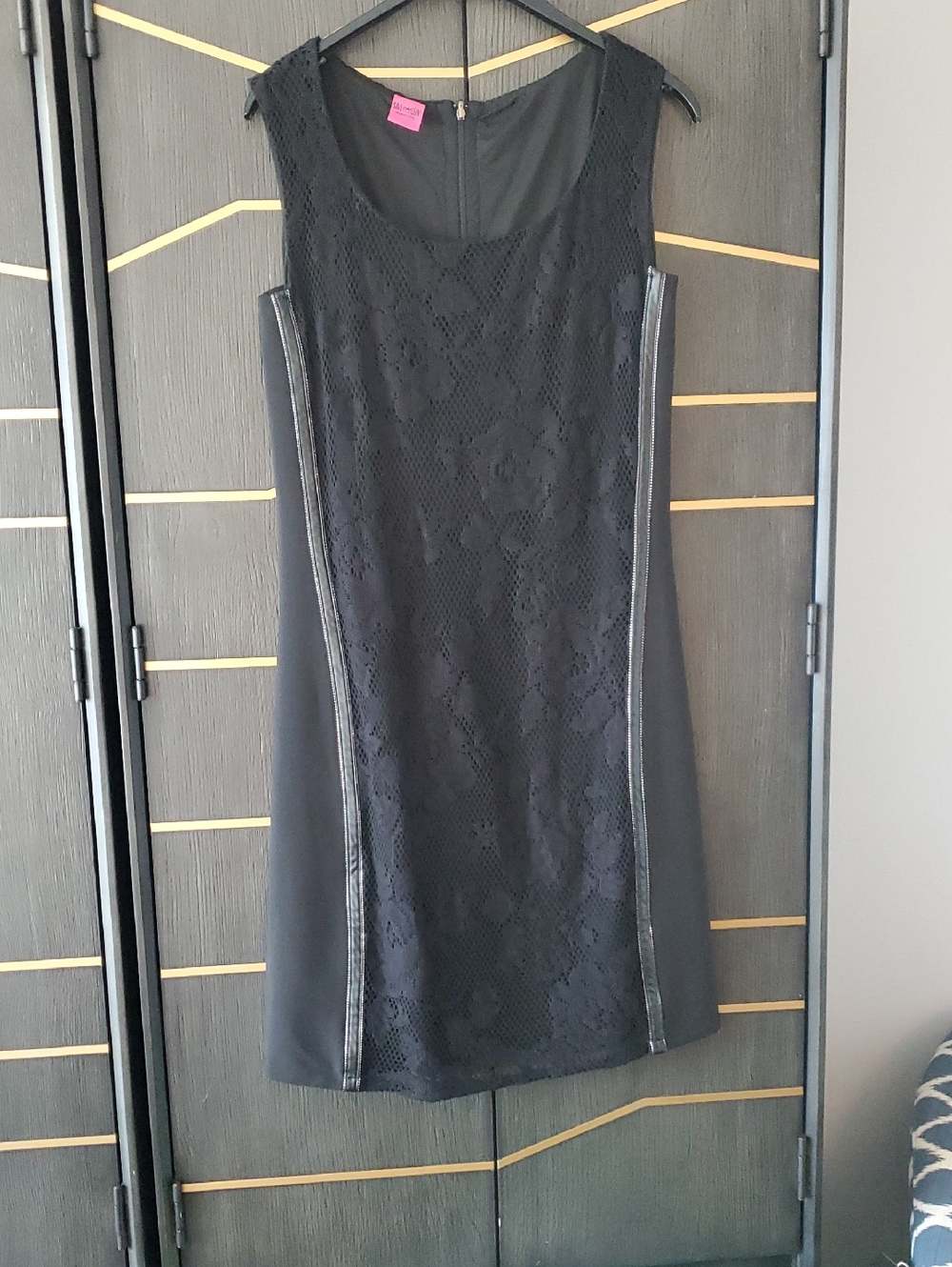 Save The Queen Black Lace-Panel Sleeveless Mini Dress